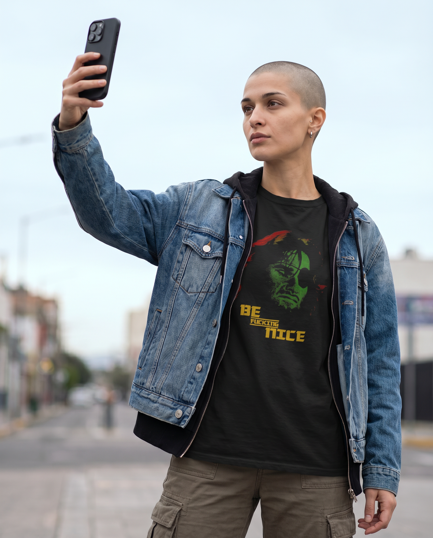 Snake Plissken Be Nice Escape from New York NSFW t-shirt