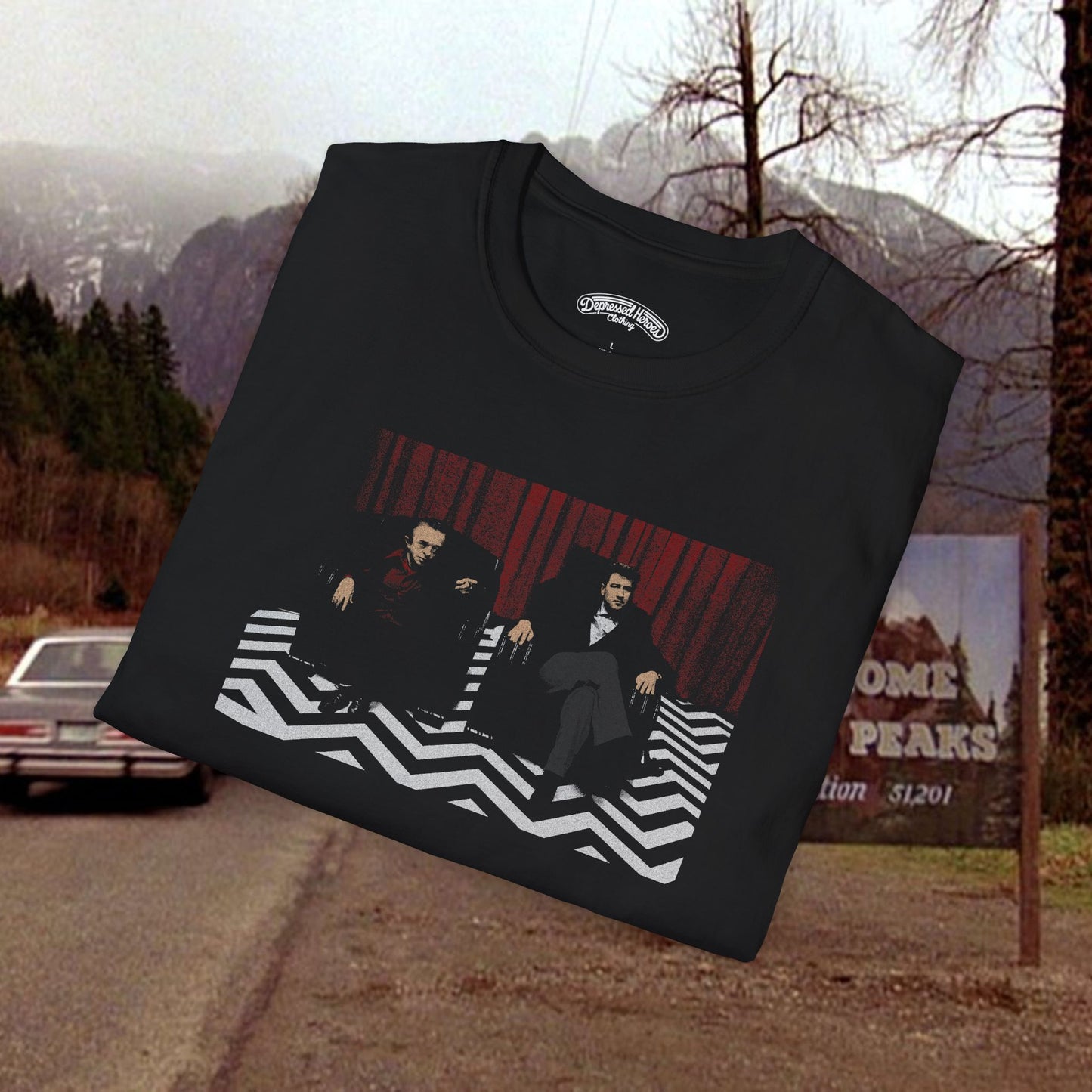 Twin Peaks David Lynch and The Arm Black Lodge Scene T-Shirt