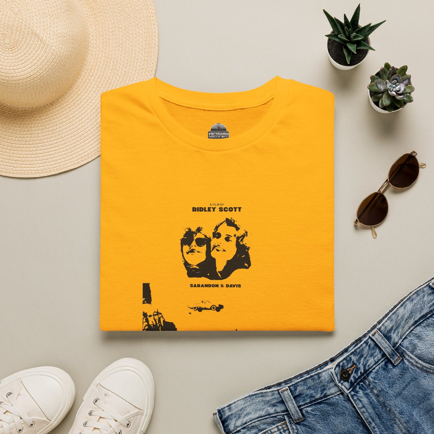 Thelma & Louise vintage movie poster T-Shirt yellow and gold